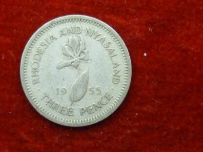 Rhodesia and Nyasaland threepence 1955 - Image 2